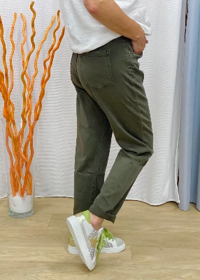 Jean mom Marcus kaki