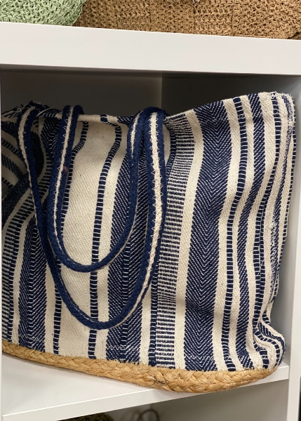 Cabas en coton et jute defile