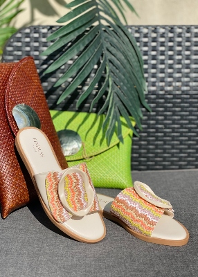 Mules plates anneau nude