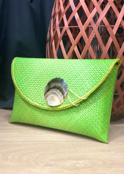 Pochette Coquillage defile