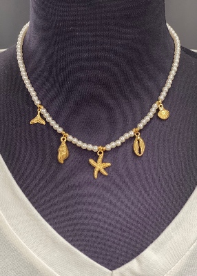 Collier perles blanches   