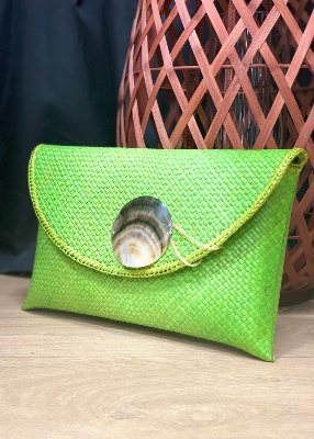 Pochette Coquillage defile