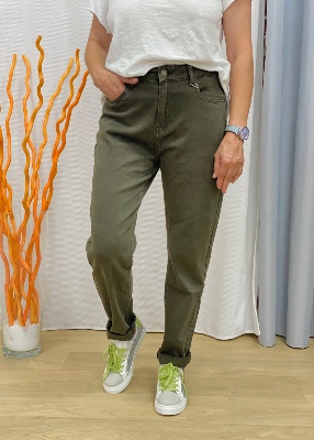 Jean mom Marcus kaki